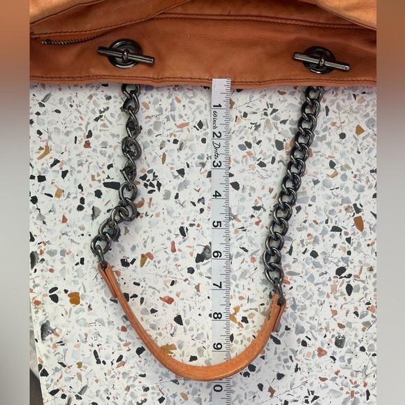 Adolfo Dominguez Brown and Tan Shoulder Bag - Picture 14 of 16